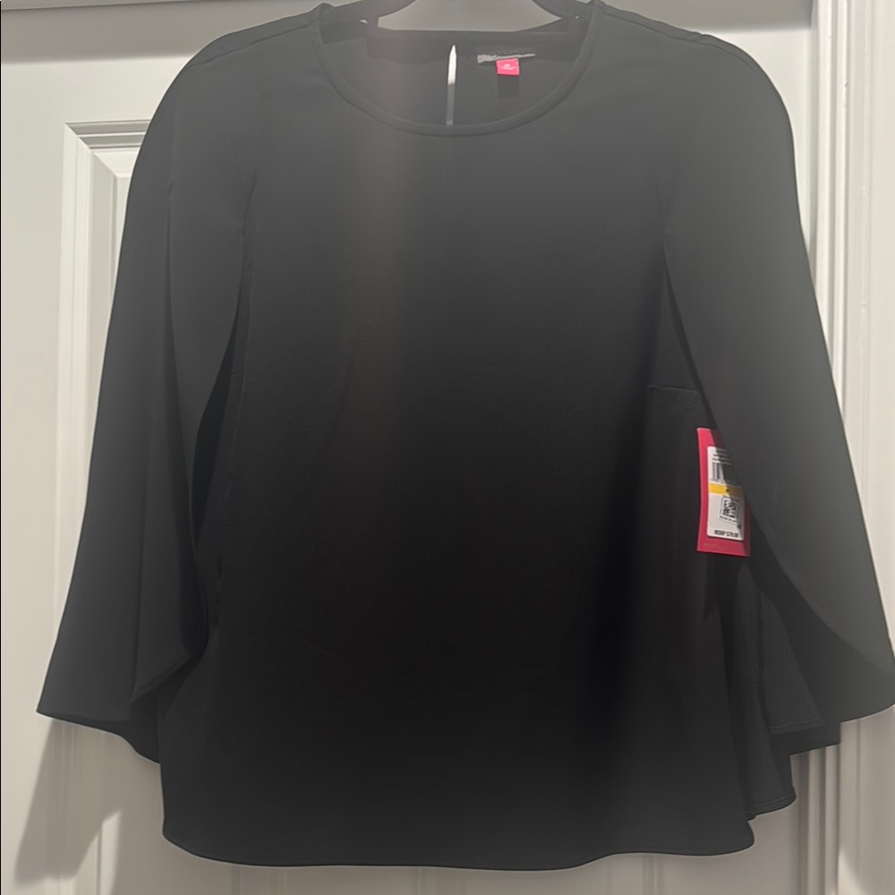 Vince Camuto NWT Elegant Black Women's Top
